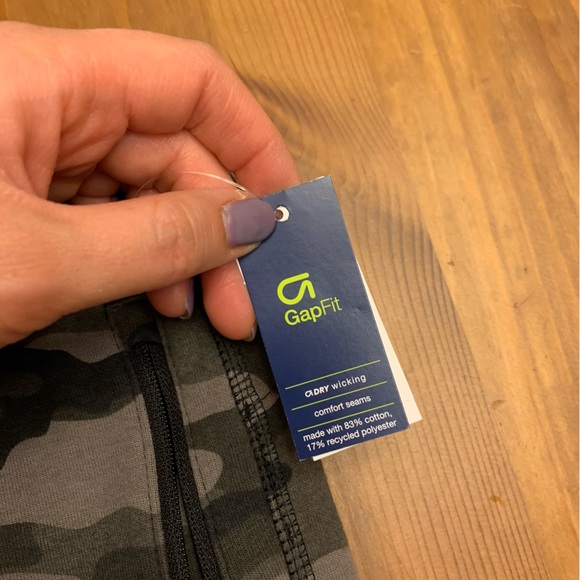 Camo Toddler Short by GAP NWT - Picture 4 of 5